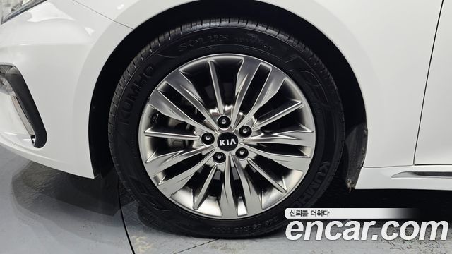 Kia K5 2019 — photo 5