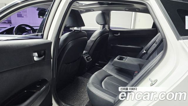 Kia K5 2019 — photo 12