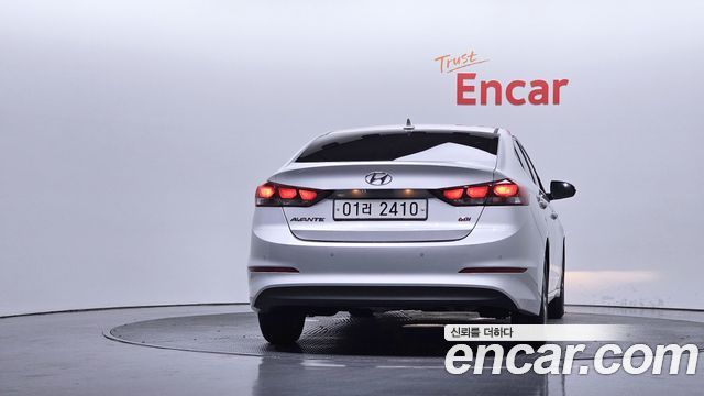 Hyundai AVANTE 2016 — photo 4
