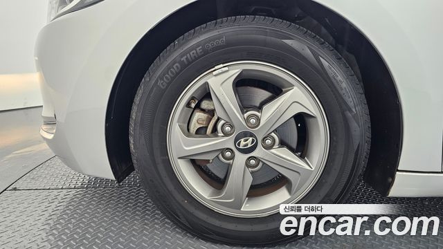 Hyundai AVANTE 2016 — photo 5