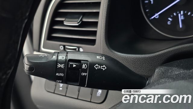 Hyundai AVANTE 2016 — photo 23