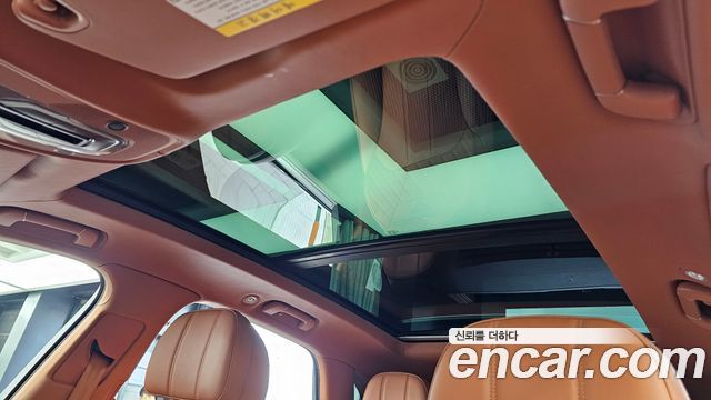 Bentley Bentayga 2018 — photo 18