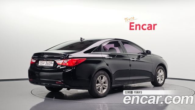 Hyundai Sonata 2013 — photo 2