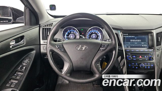 Hyundai Sonata 2013 — photo 19