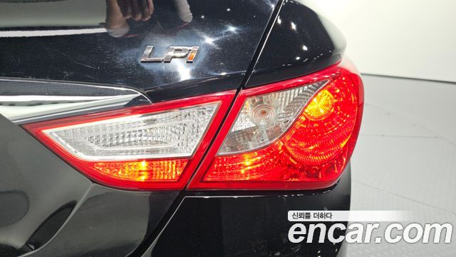 Hyundai Sonata 2013 — photo 9