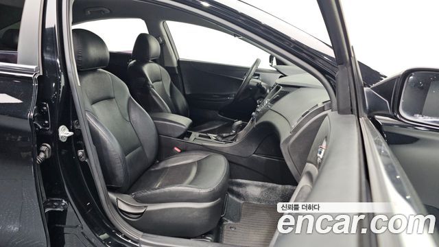 Hyundai Sonata 2013 — photo 16