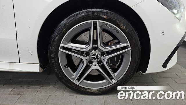 Mercedes-Benz CLA-Class 2024 — photo 5