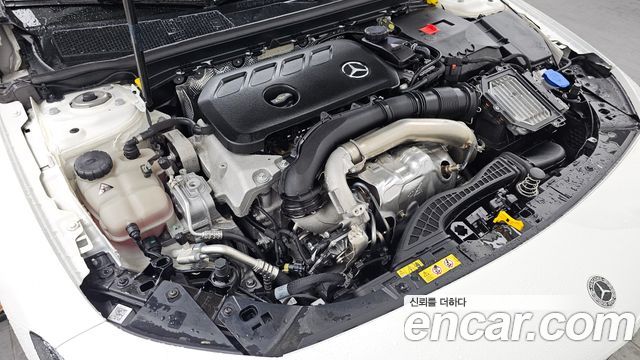 Mercedes-Benz CLA-Class 2024 — photo 6
