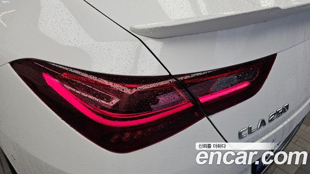 Mercedes-Benz CLA-Class 2024 — photo 8
