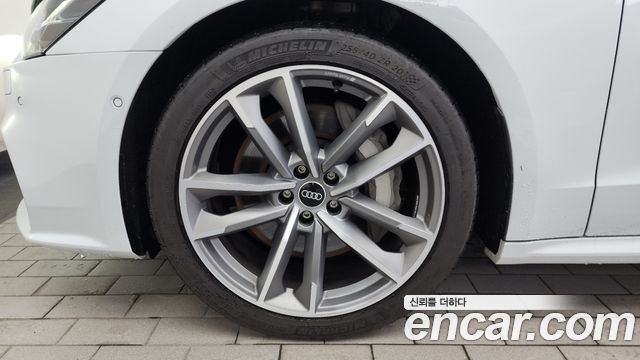 Audi A7 2022 — photo 5