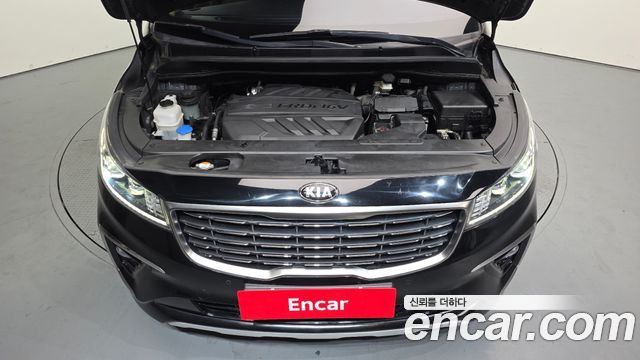 Kia Canival 2019 — photo 6