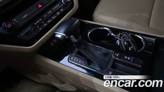 Kia Canival 2019 — photo 9