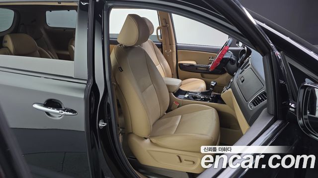 Kia Canival 2019 — photo 12