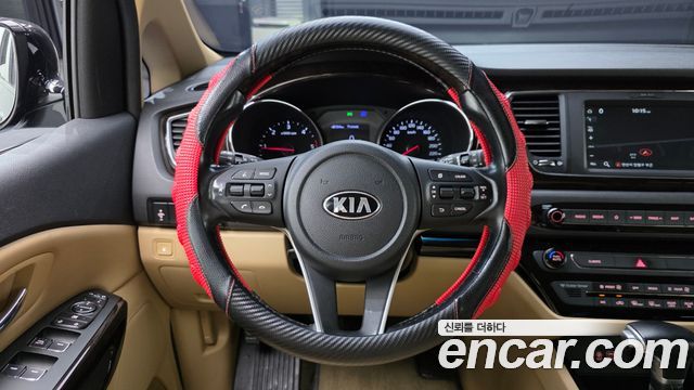 Kia Canival 2019 — photo 13