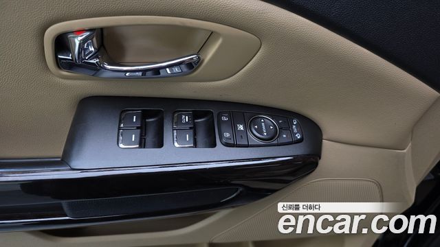 Kia Canival 2019 — photo 14