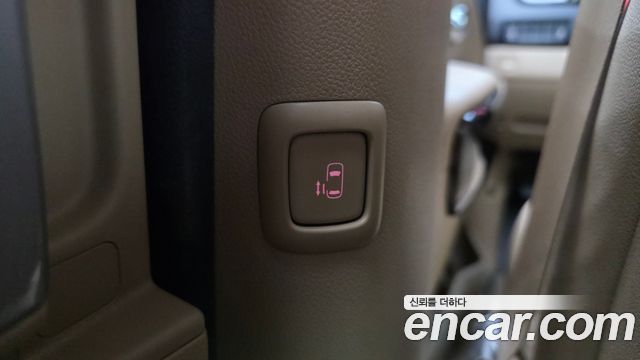 Kia Canival 2019 — photo 20