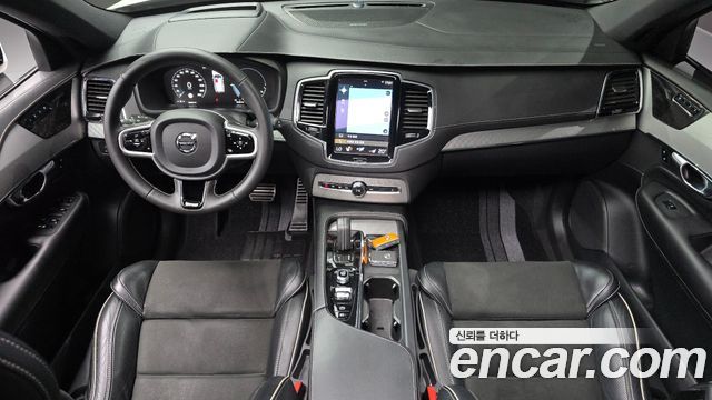 Volvo XC90 2021 — photo 7