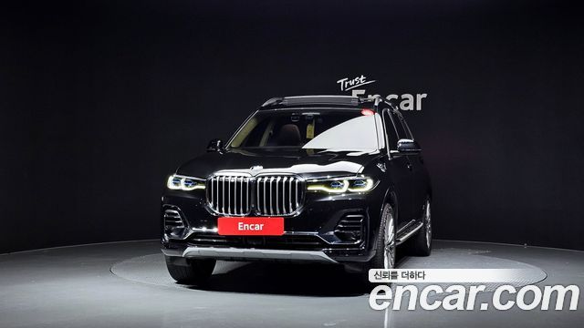 BMW X7 2022 — photo 3