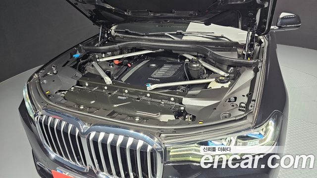 BMW X7 2022 — photo 6