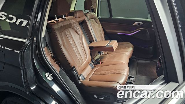 BMW X7 2022 — photo 11