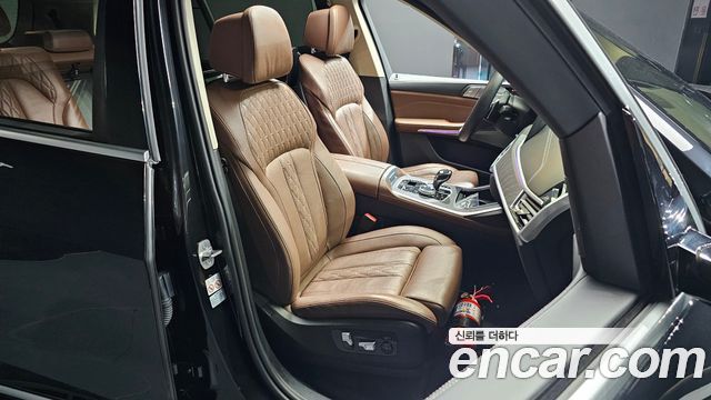 BMW X7 2022 — photo 12