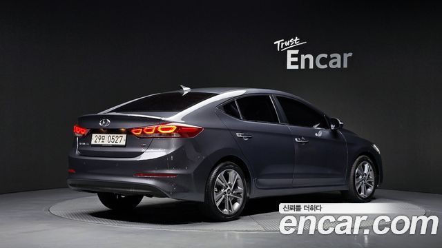 Hyundai AVANTE 2016 — photo 2