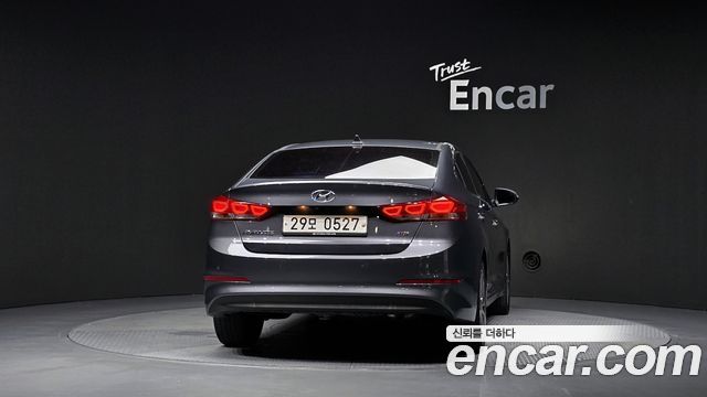 Hyundai AVANTE 2016 — photo 4