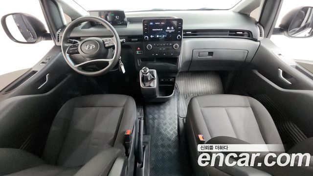 Hyundai Staria 2023 — photo 10