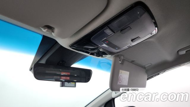 Hyundai Staria 2023 — photo 26