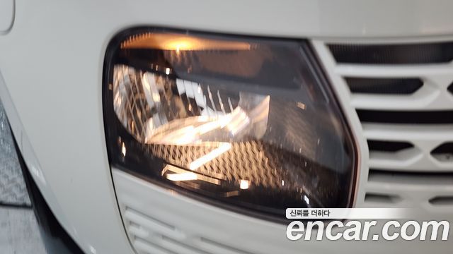 Hyundai Staria 2023 — photo 8