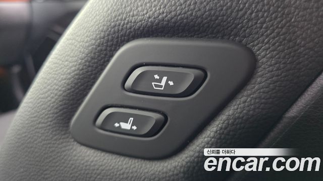 Kia K7 2016 — photo 18