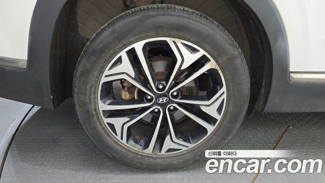 Hyundai Santafe 2019 — photo 5