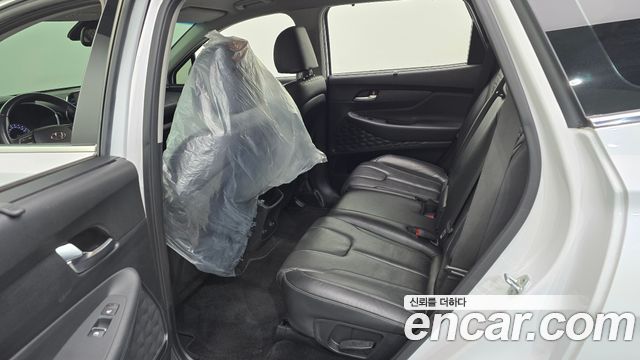 Hyundai Santafe 2019 — photo 17