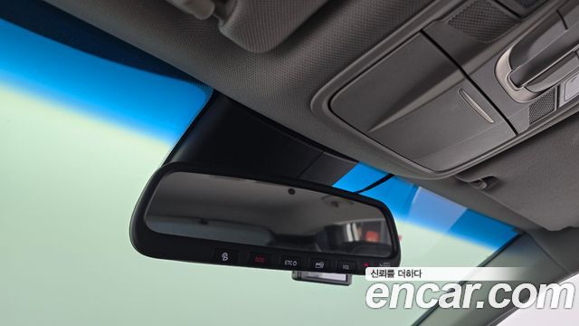 Hyundai Santafe 2019 — photo 28