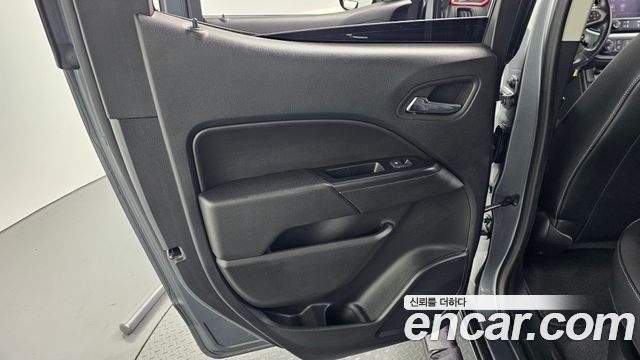 Chevrolet Korea Colorado 2022 — photo 15