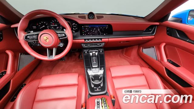 Porsche 911 2023 — photo 10
