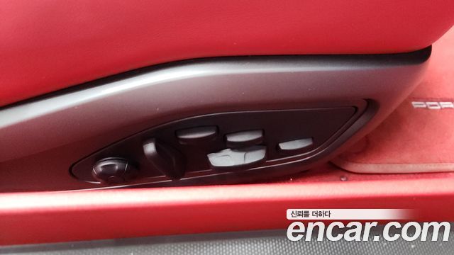 Porsche 911 2023 — photo 24
