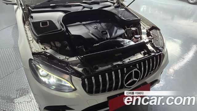 Mercedes-Benz GLC-Class 2017 — photo 6