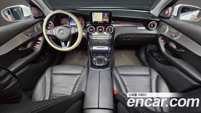 Mercedes-Benz GLC-Class 2017 — photo 7