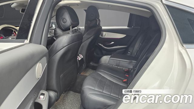 Mercedes-Benz GLC-Class 2017 — photo 12