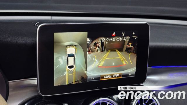 Mercedes-Benz GLC-Class 2017 — photo 16