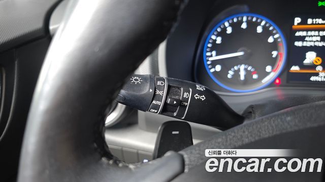 Hyundai Kona 2021 — photo 18