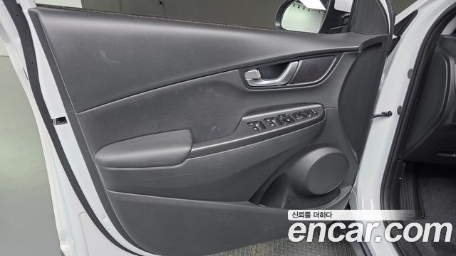 Hyundai Kona 2021 — photo 14