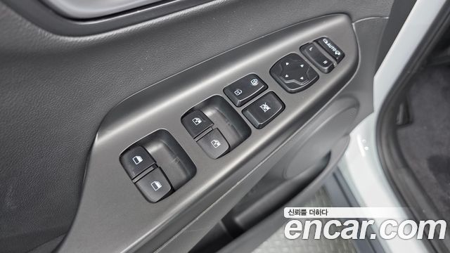 Hyundai Kona 2021 — photo 16