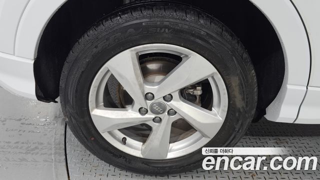 Audi Q3 2020 — photo 5