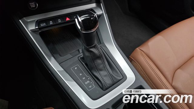Audi Q3 2020 — photo 12