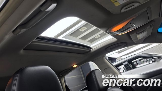 Infiniti M 2011 — photo 16