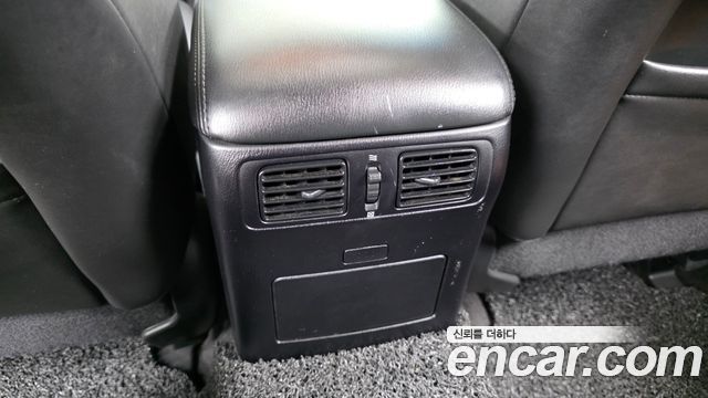 Infiniti M 2011 — photo 19