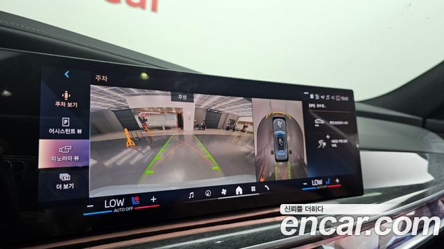 BMW 7-Series 2023 — photo 21