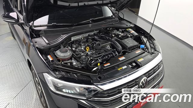 Volkswagen Jetta 2023 — photo 6